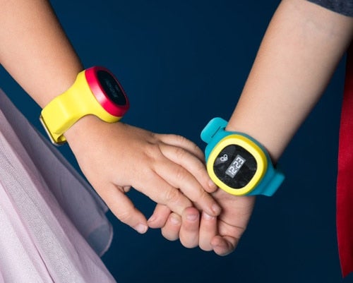 Connected family startup co-creates a design and scales production of a GPS for kids
