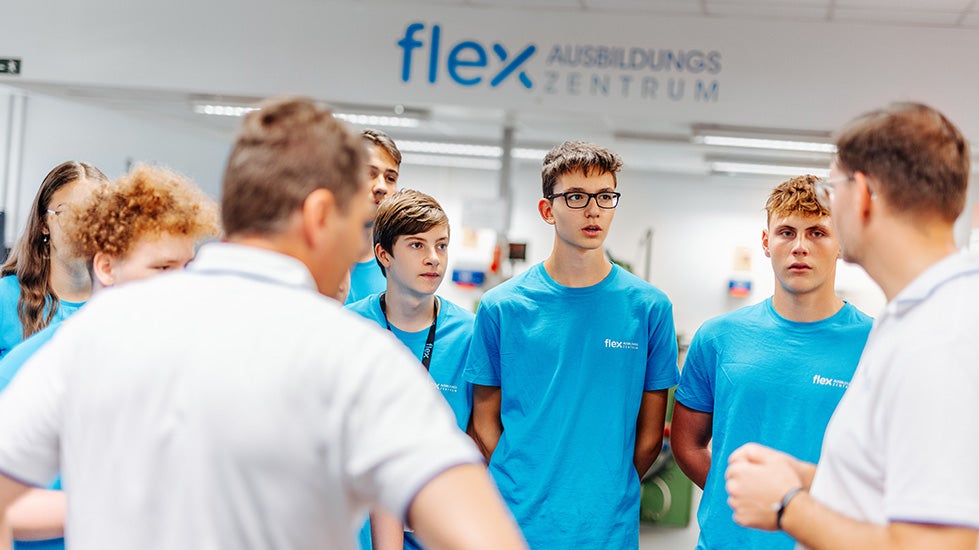 Start a career in manufacturing at Flex