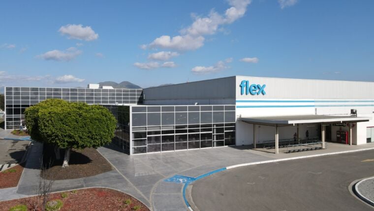 Flex en el edificio Tijuana