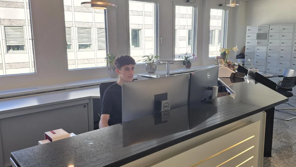 亚伦·利布 e1773376862919 1200x677 1